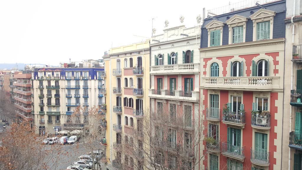 Apartamento Entenca Barcellona Esterno foto